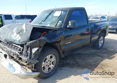 2002 Chevrolet Silverado 1500 z USA, uszkodzony, nr VIN 1GCEC14W82Z205064